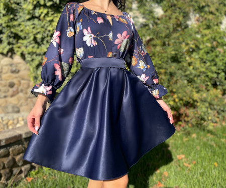 Елегантни рокли - Rochie cu motive florale eleganta Teo