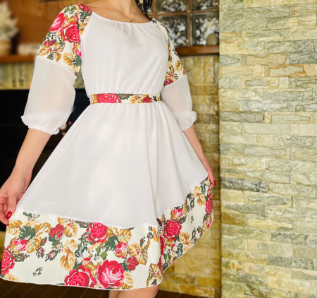 Елегантни рокли - Rochie cu motive florale eleganta Teuta 2