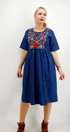Рокли с бродерия - Rochie din denim cu broderie Flavia 4