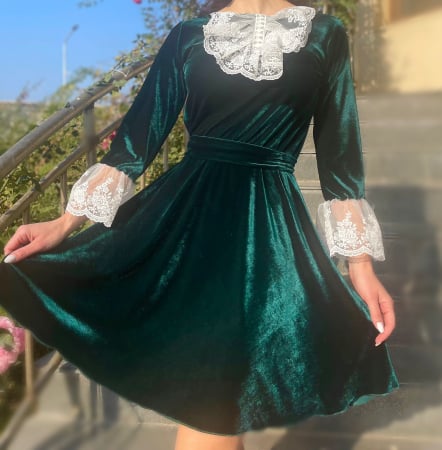 Елегантни рокли - Rochie eleganta din catifea Caterina