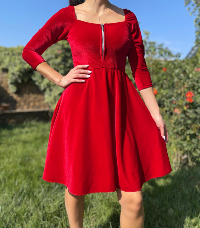 Елегантни рокли - Rochie eleganta din catifea Ecaterina