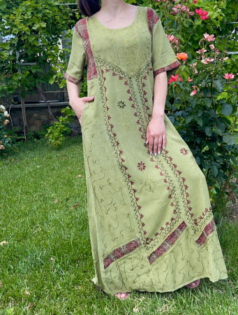 Rochie Lunga Brodata Miuta 106 [2]
