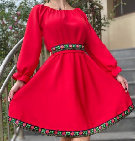 Елегантни рокли - Rochie Traditionala Andreea
