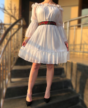 Елегантни рокли - Rochie Traditionala Cami