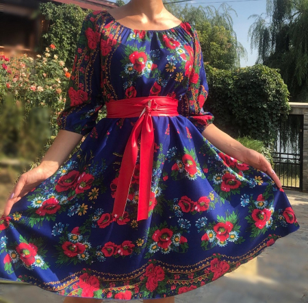 Rochii Elegante - Rochie Traditionala cu bujori 4