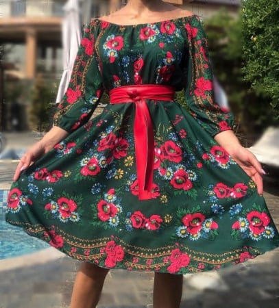 Елегантни рокли - Rochie Traditionala cu bujori 4