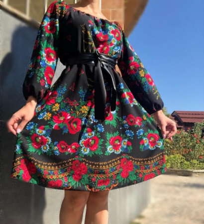 Rochie Traditionala cu bujori 4 [2]