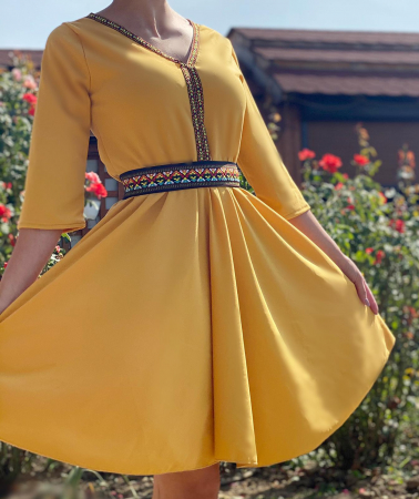 Елегантни рокли - Rochie Traditionala Gabriela