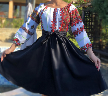 Rochii Elegante - Rochie Traditionala Laura 17