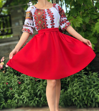 Елегантни рокли - Rochie Traditionala Laura 17
