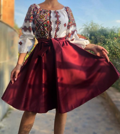 Rochii Elegante - Rochie Traditionala Laura 17