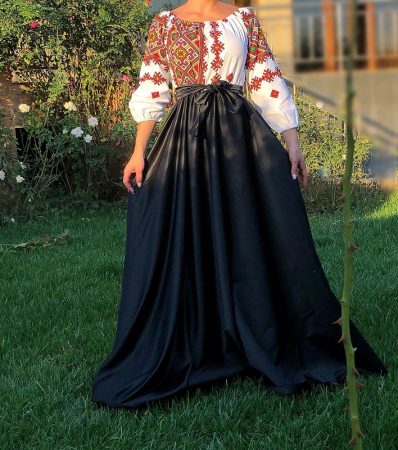 Елегантни рокли - Rochie Traditionala Laura
