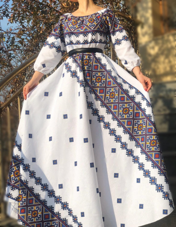 Rochie Traditionala Laura 2 [1]