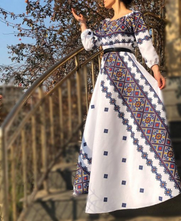 Rochie Traditionala Laura 2 [2]