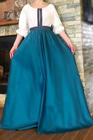Елегантни рокли - Rochie stilizata cu motive traditionale lunga Margareta