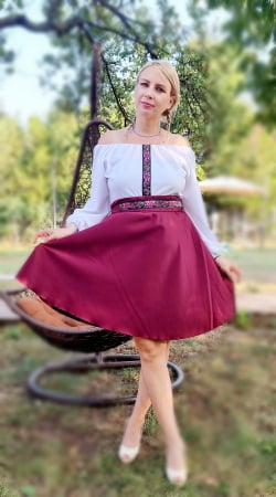 Елегантни рокли - Rochie stilizata cu motive traditionale Margareta 3