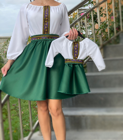 Rochie stilizata cu motive traditionale Margareta [3]