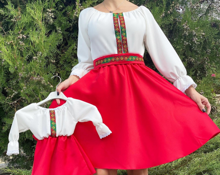 Rochie stilizata cu motive traditionale Margareta [2]