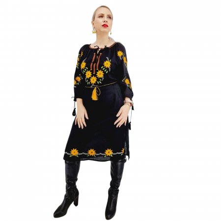 Рокли с бродерия - Rochie Traditionala Anne 2