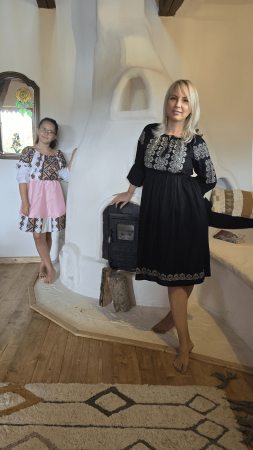 Rochie traditionala Bianca [5]