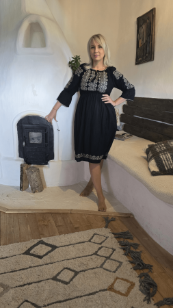 Рокли с бродерия - Rochie traditionala Bianca