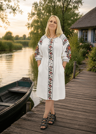 Rochii traditionale - Rochie Traditionala cu broderie Dafina