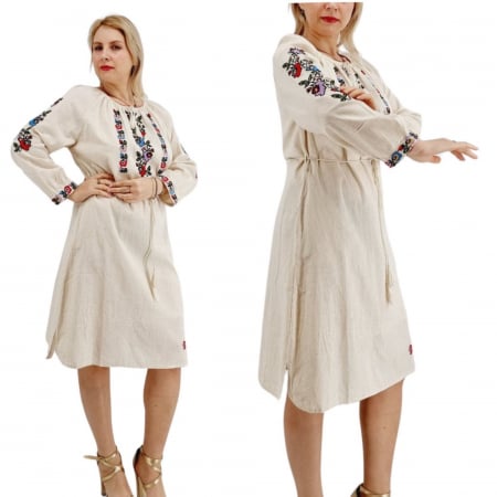 Рокли с бродерия - Rochie Traditionala cu broderie Iris 5