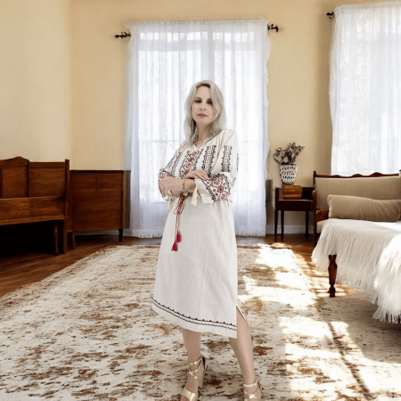 Рокли с бродерия - Rochie Traditionala cu broderie Iris 7