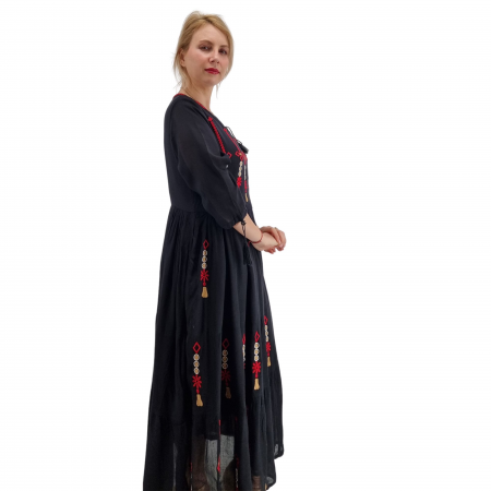 Rochie Traditionala cu broderie Sonora [1]