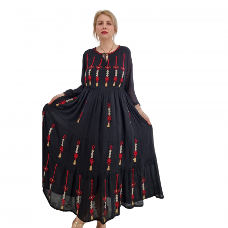 Rochie Traditionala cu broderie Sonora [3]