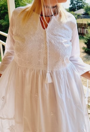 Рокли с бродерия - Rochie Traditionala cu broderie Sara 8