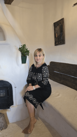 Rochie Traditionala Elodia 4 - masuri mari [8]