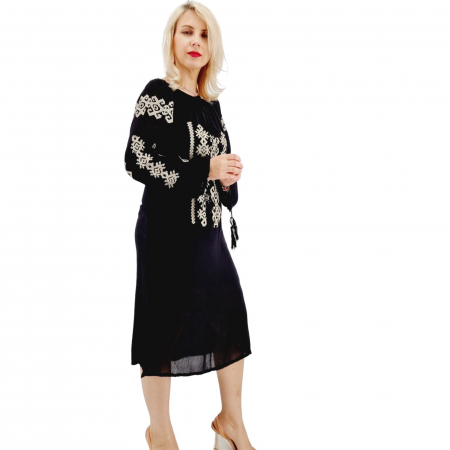 Rochie Traditionala Mihaela 7 [4]