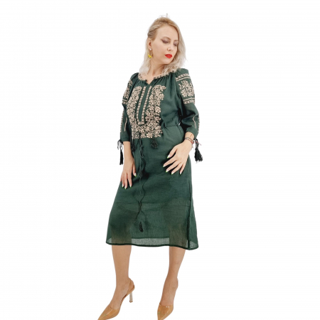 Рокли с бродерия - Rochie Traditionala Petronela 7