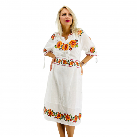 Рокли с бродерия - Rochie Traditionala Priscilla 8