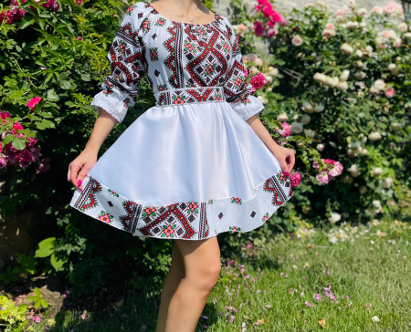 Rochie Traditionala stilizata cu Laura 13 [2]
