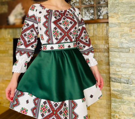 Rochie Traditionala stilizata cu Laura 16 [2]