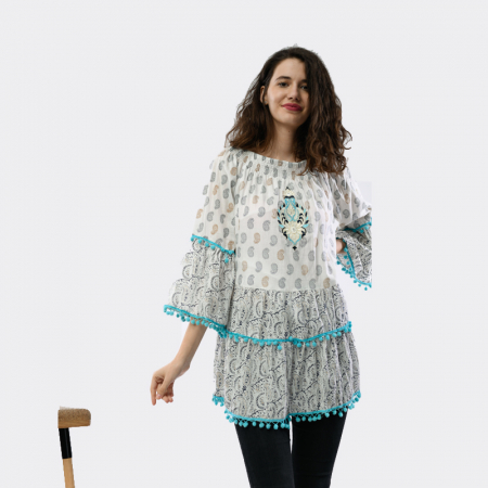 Блузи - Bluza brodata cu imprimeu si ciucuri 3