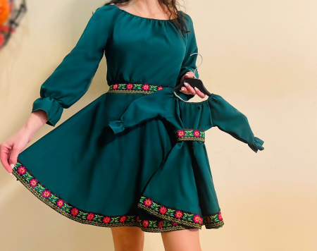 Рокли за момичета - Rochita stilizata cu motive traditionale Andreea 4