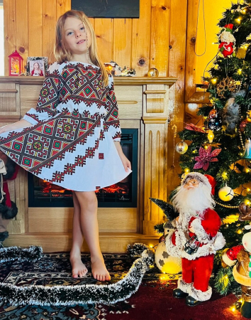 Рокли за момичета - Rochita stilizata cu motive traditionale Laura 16