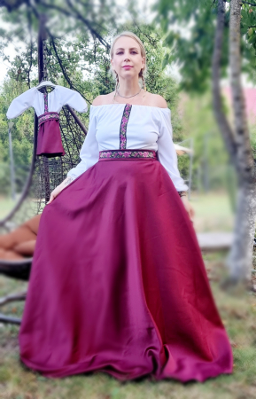 Rochita stilizata cu motive traditionale Margareta 4 [1]