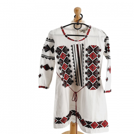 Rochita Traditionala Greta 9 [1]