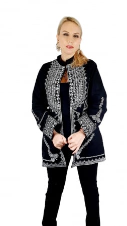 Sacou Traditional Valerica 7 [2]