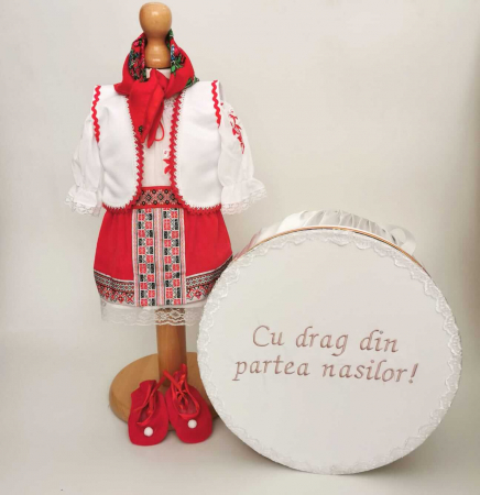 Set botez - Set Botez Traditional – Costum Traditional Muna 16 - 2 piese / costumas si cutie botez