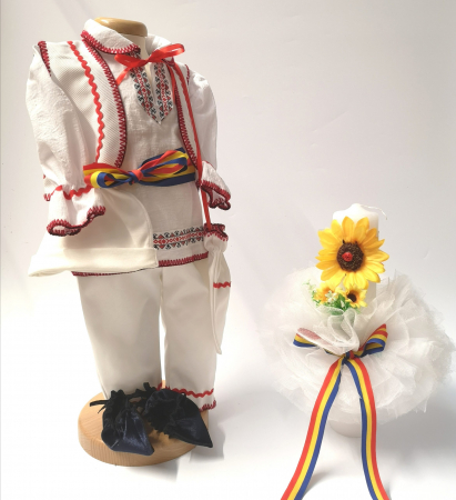 Комплект за кръщене - Set Costum National pentru baieti Victoras 6 si Lumanare Botez Traditional