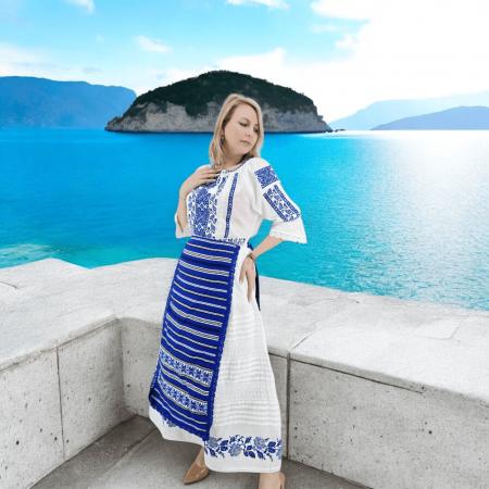 Costum traditional dama Zamfira [2]