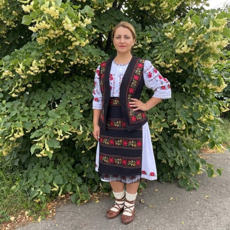 Costume populare - Set traditional dama format din 5 piese - Robertina