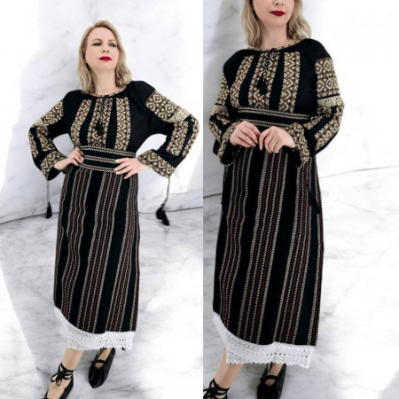 Costume populare - Set traditional format din catrinta , brau si ie - Hera 12