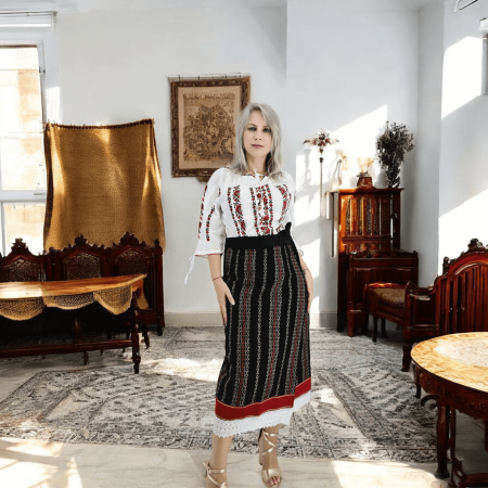 Set traditional format din catrinta , brau si ie - Hera 2 [2]