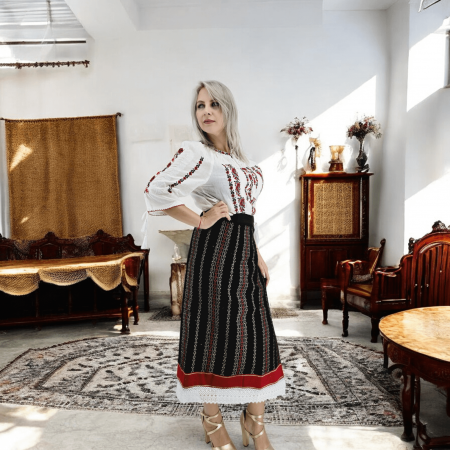 Set traditional format din catrinta , brau si ie - Hera 2 [4]